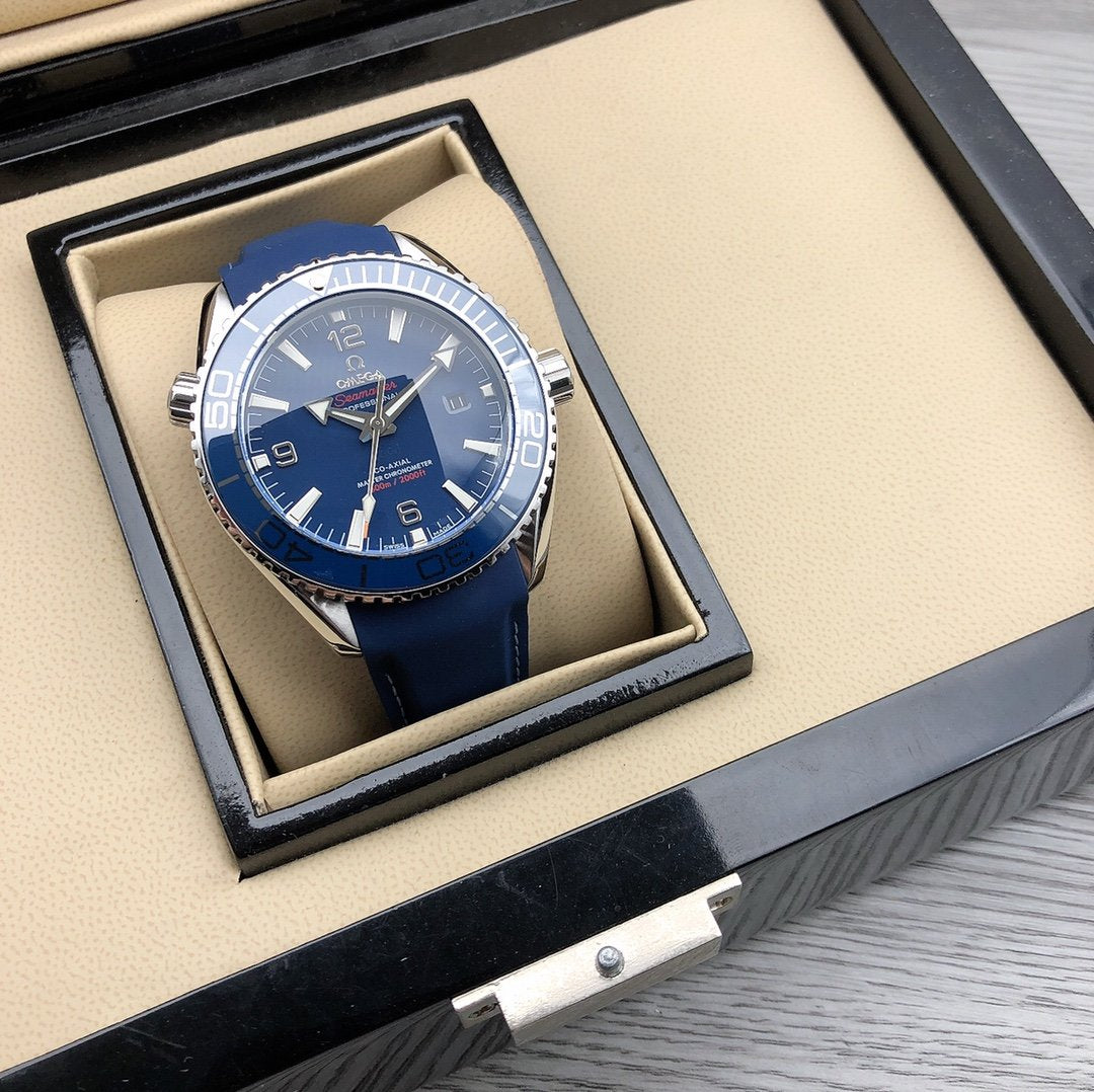 SEAMASTER PROFESSIONAL PLANET OCEAN 600M STEEL CASE BLUE DIAL