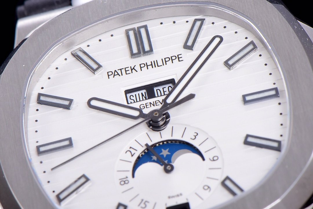 PATEK NAUTILUS MOONPHASE ANNUAL CALENDAR WHITE DIAL RUBBER