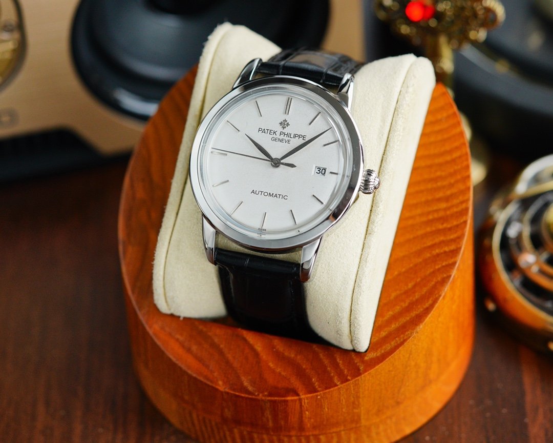 PATEK CALATRAVA 5227J WHITE DIAL