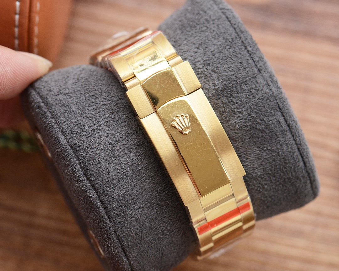 EXPLORER GOLD CASE 41MM