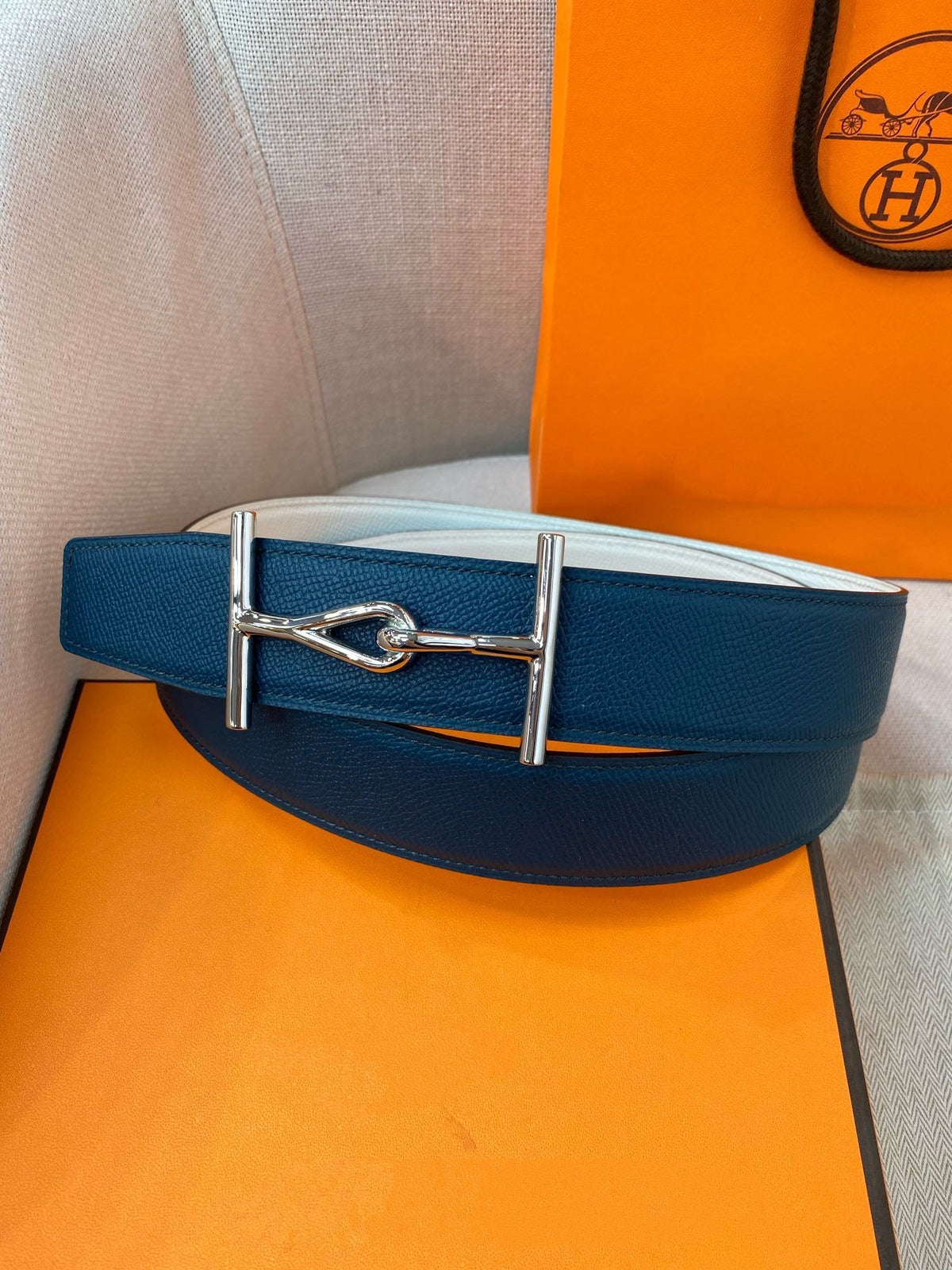 H JUMBO BELT 38MM SILVER BUCKLE BLUE WHITE LEATHER