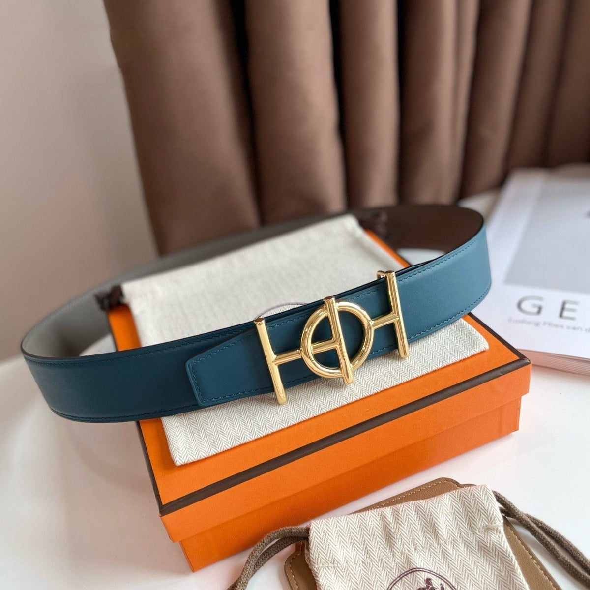 H ULYSSE BELT 38MM GOLD BUCKLE BLUE GREY LEATHER