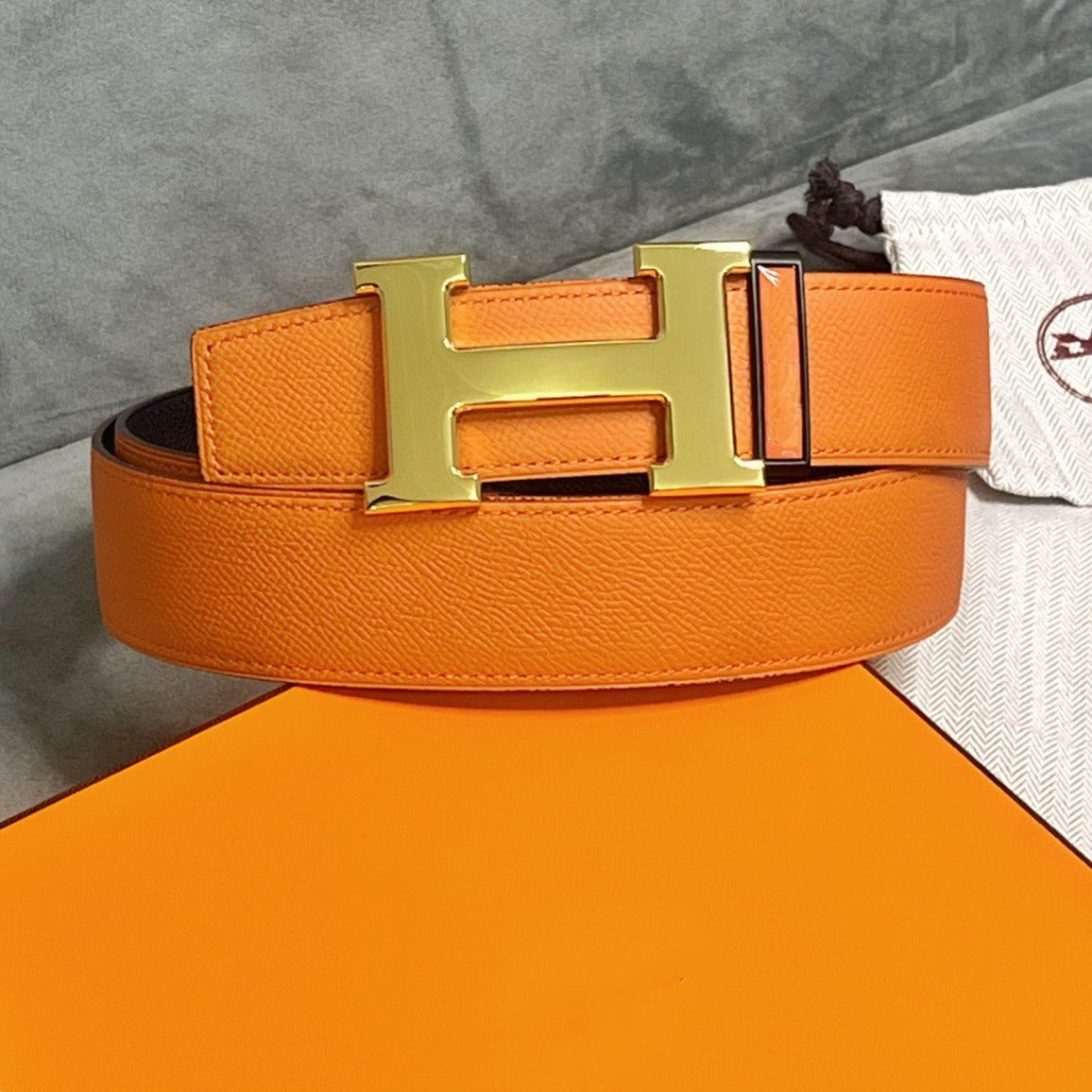 H BELT GOLD BUCKLE 38 MM SMOOTH ORANGE LEATHER REVERSIBLE