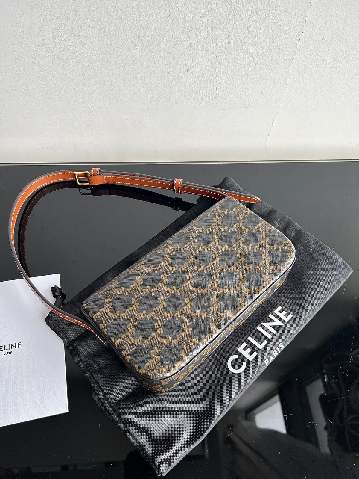 CLASSIC TRIOMPHE 20 BROWN MONOGRAM CALFSKIN