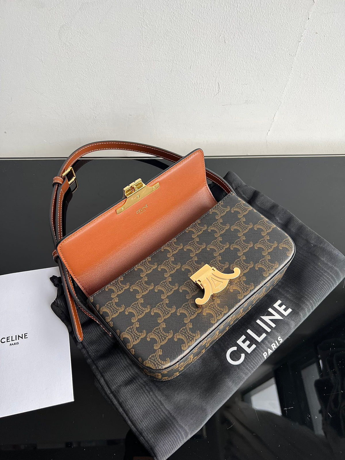 CLASSIC TRIOMPHE 20 BROWN MONOGRAM CALFSKIN
