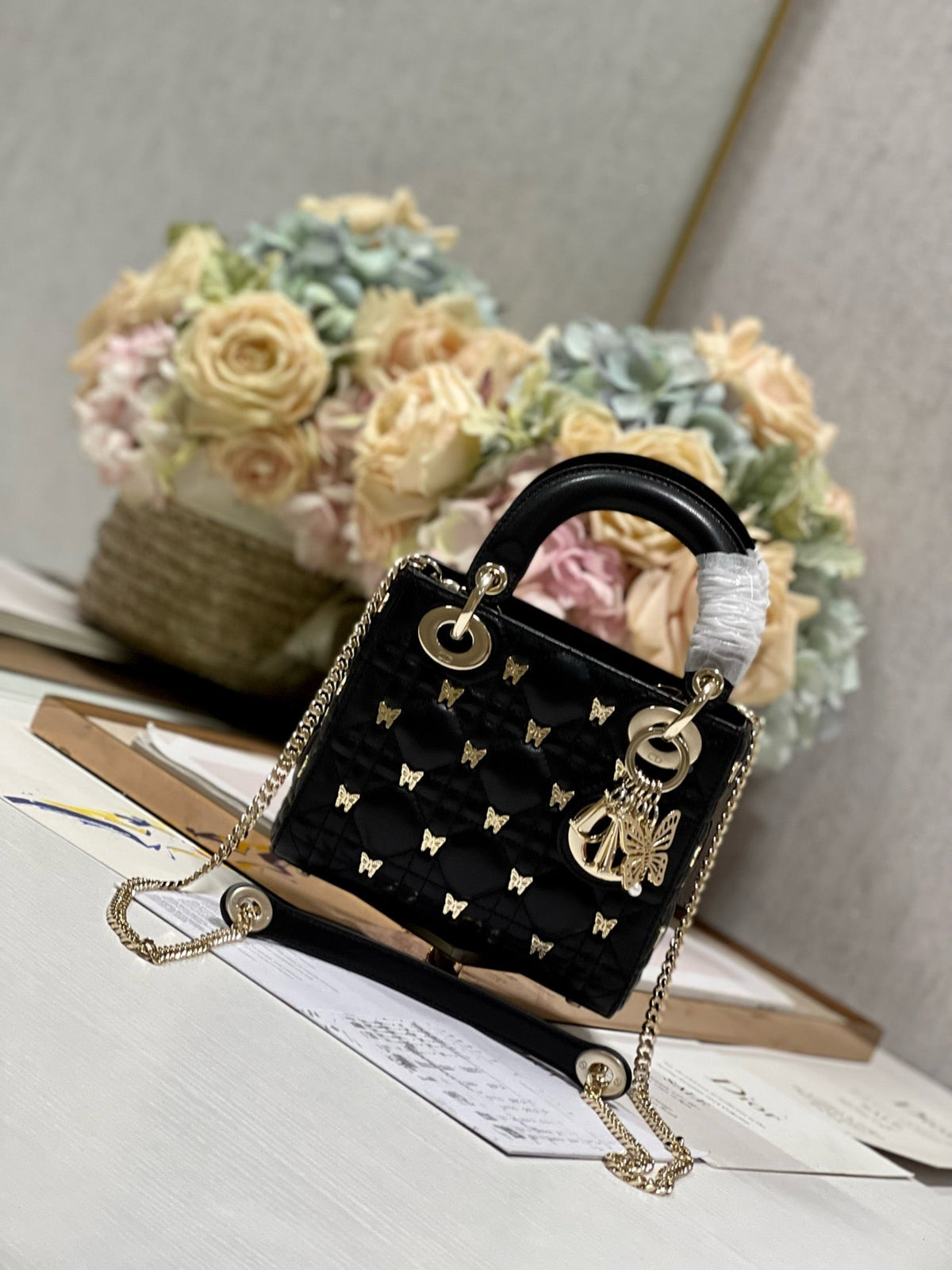 MINI LADY 17 BUTTERFLY STUD BLACK LAMBSKIN