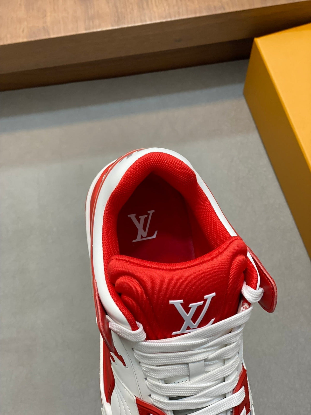 LV TRAINER  RED WHITE SNEAKER