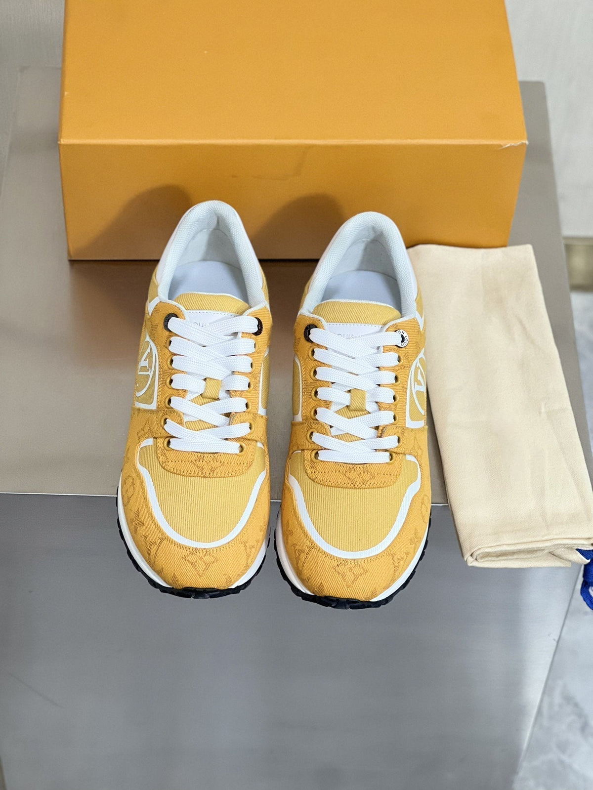 LV RUN AWAY SNEAKER IN YELLOW DENIM FABRIC