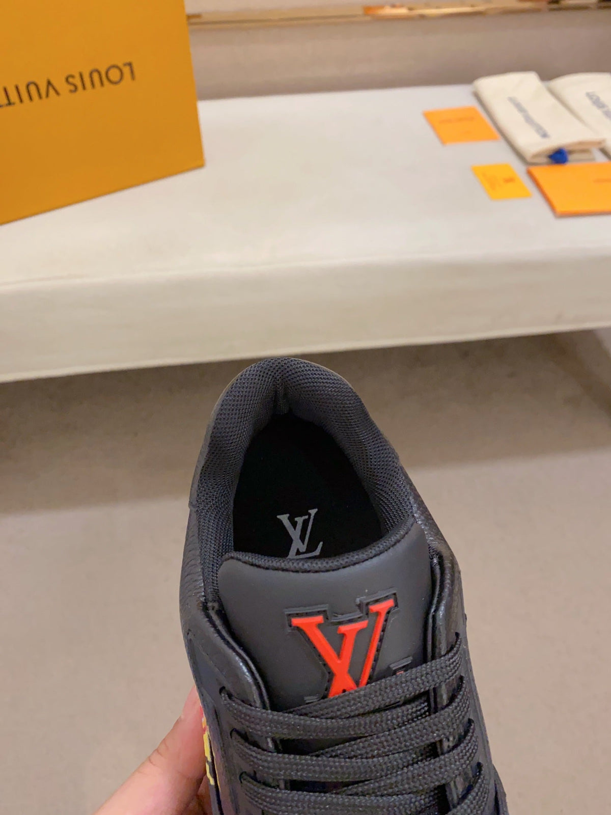 LV TRAINER SNEAKER BLACK
