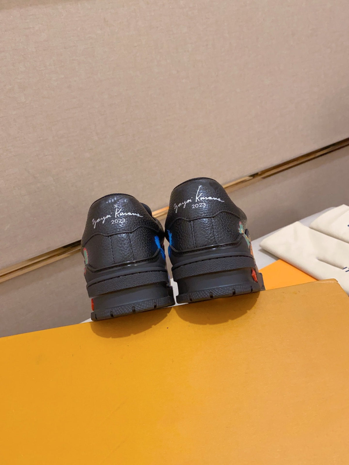 LV TRAINER SNEAKER BLACK