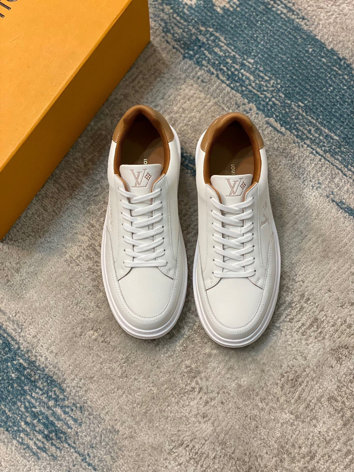 LV BEVERLY SNEAKER WHITE