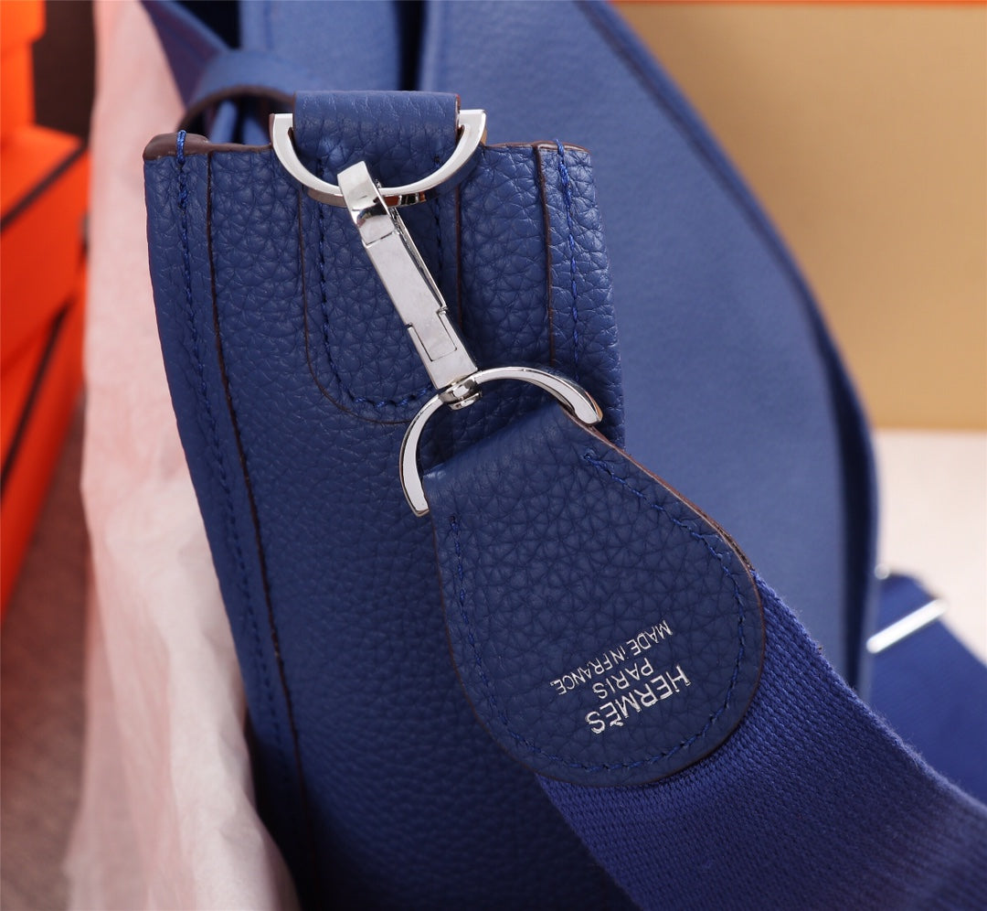 HM EVELYNE BAG 28 AZURE TOGO