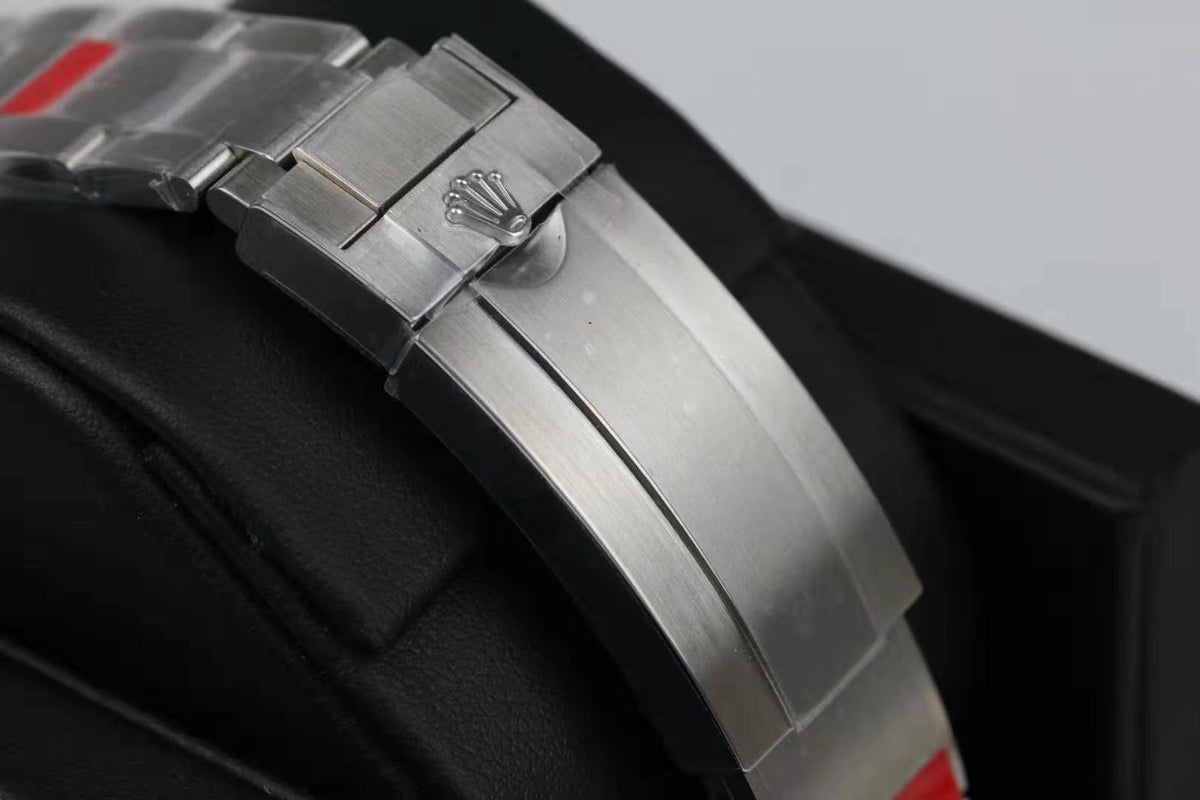 Rolex Sea-Dweller 43mm Silver Black