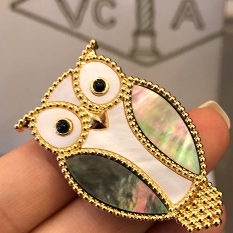 VCA Brooch 05