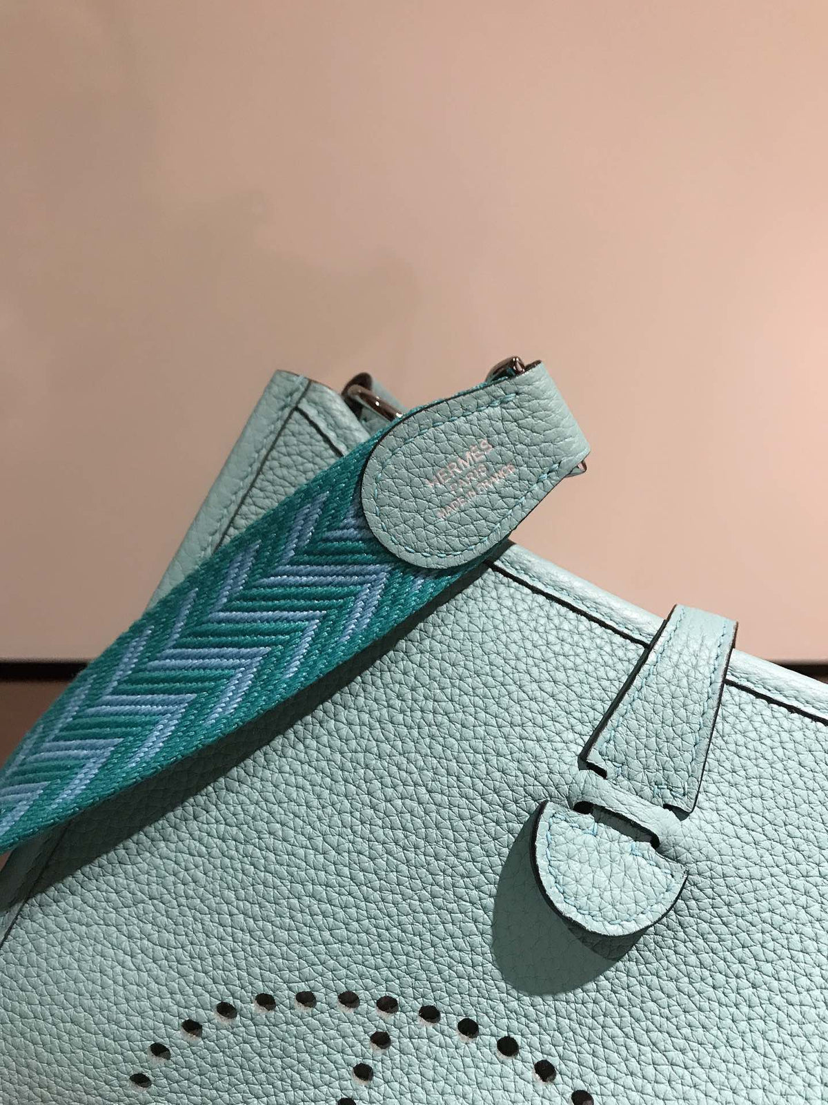 HM EVELYNE MINI 18 SAPPHIRE TOGO