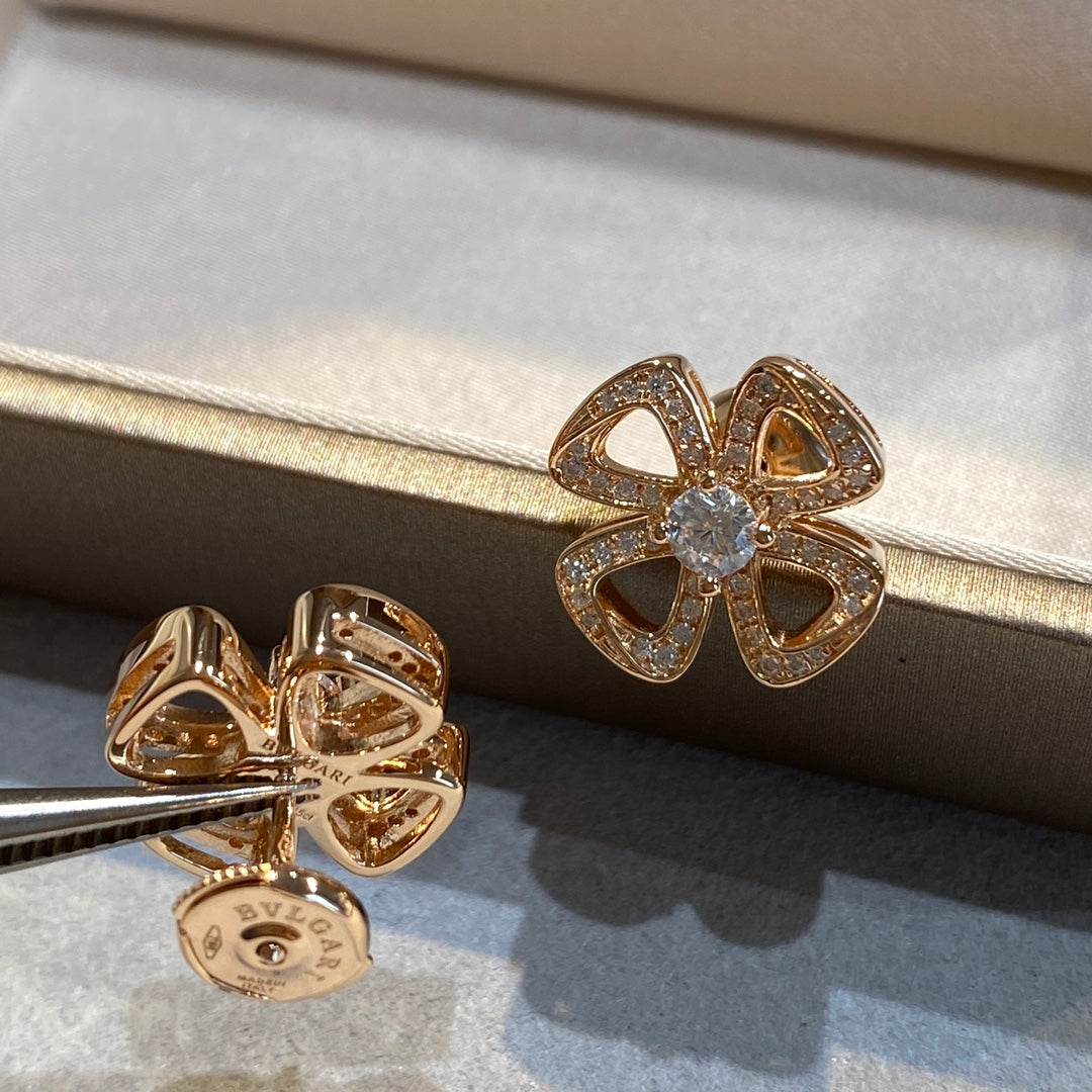 BVL FIOREVER DIAMOND STUD EARRINGS