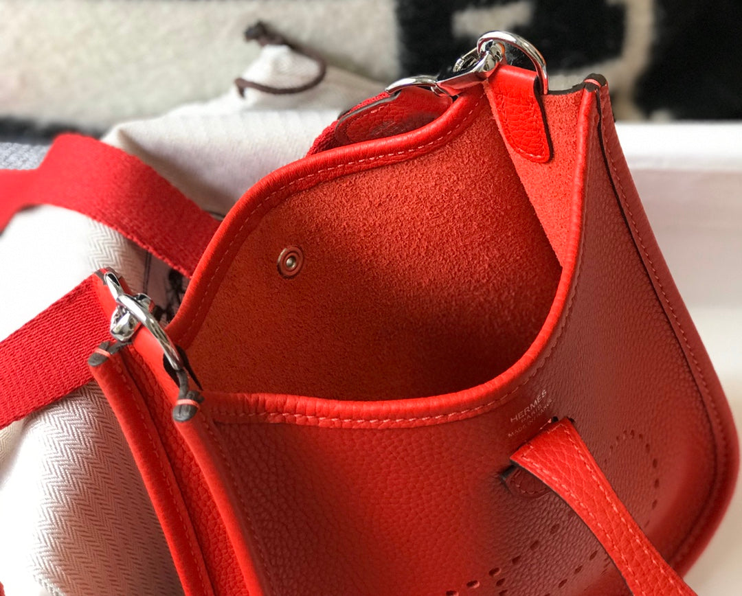 Mini Evelyne 18cm Red Togo Silver Hardware