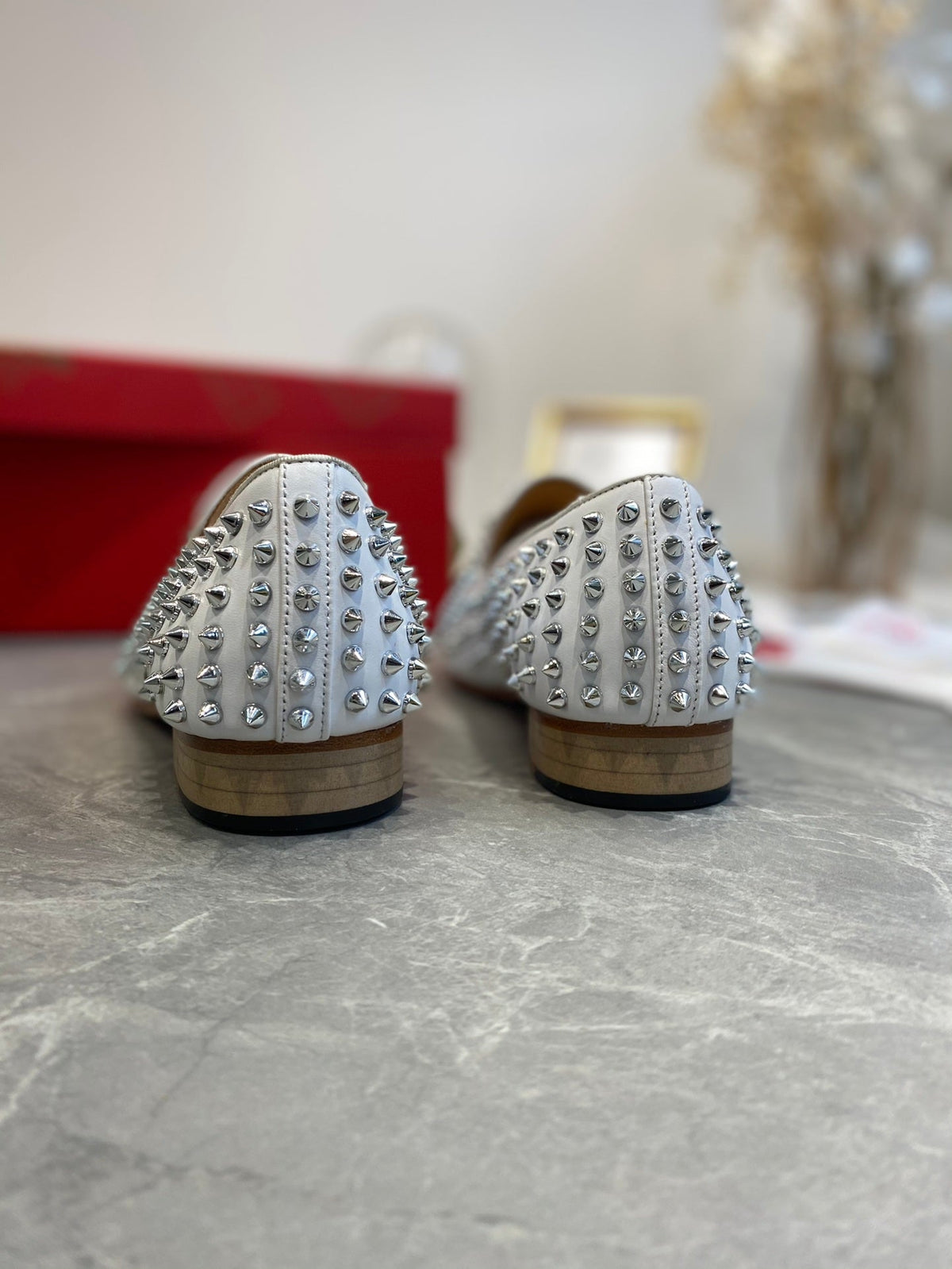 CL Dandelion Spikes Loafers Cowhide and Spikes 242406