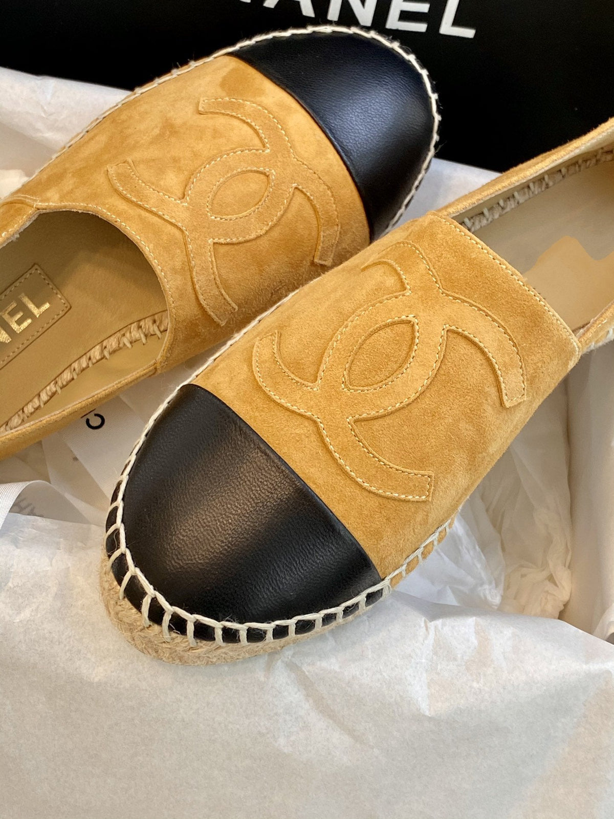 espadrilles dark beige suede black lambskin