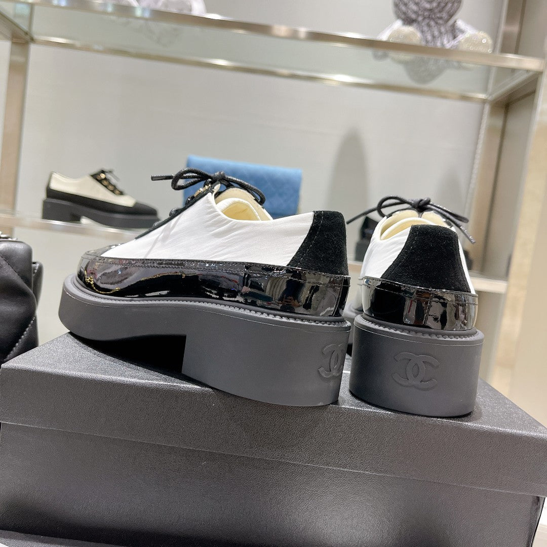 CC Sneaker 45mm Black White Wrinkled Lambskin And Cowhide