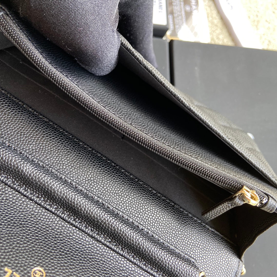 Classic Woc 20cm Black Grained Calfskin Leather CC