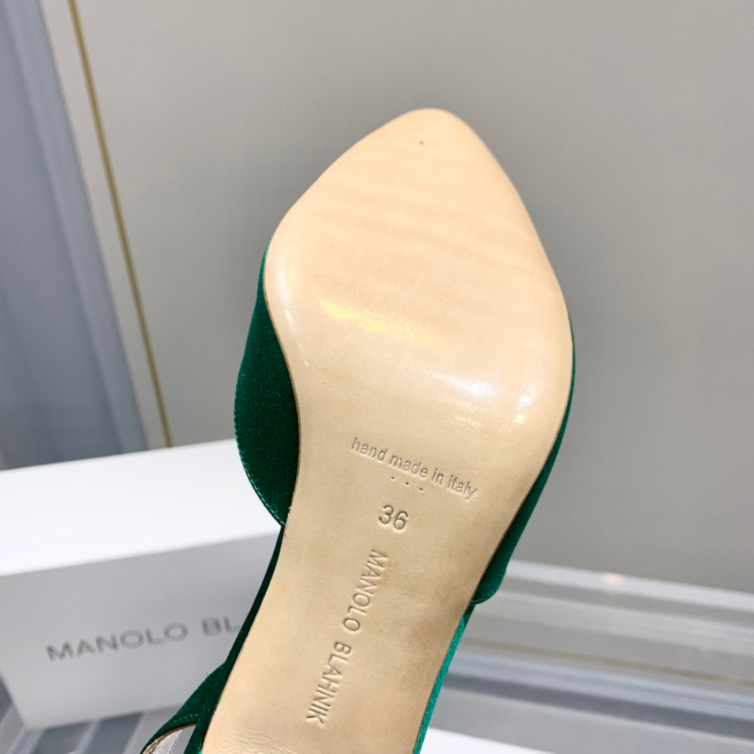 Manolo Buckle Slingback 7cm Green Silk 208029