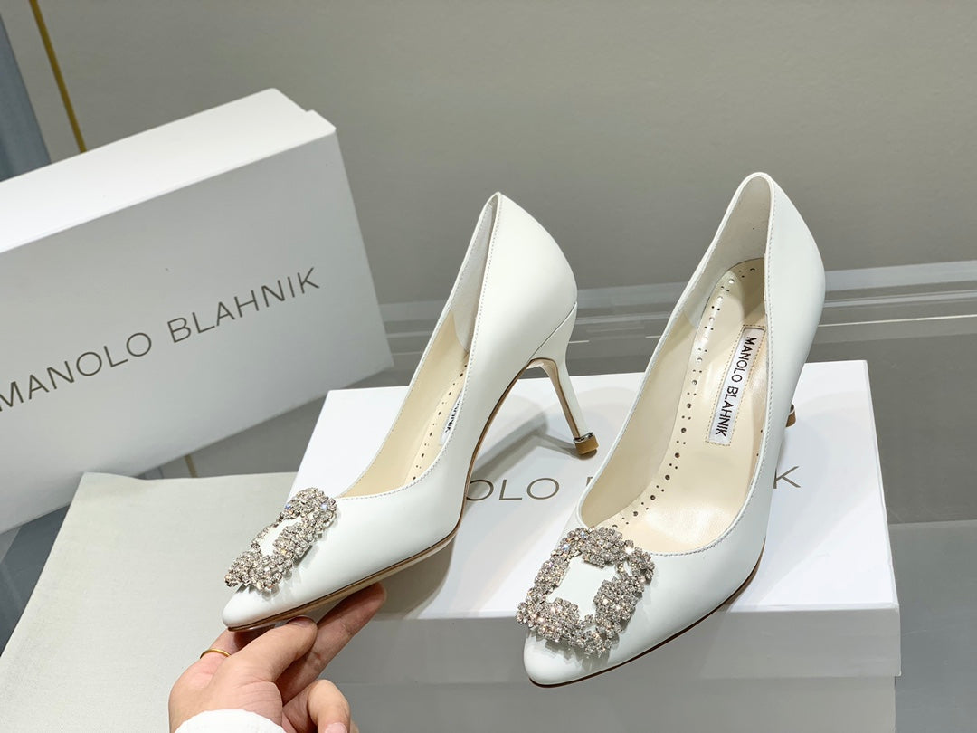 Manolo Snowflake Buckle Pumps White Cowhide 204507