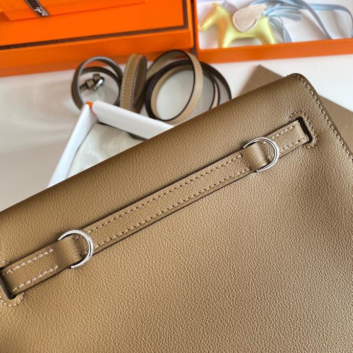 Kelly Danse II 22cm Brown Evercolor Leather Shw
