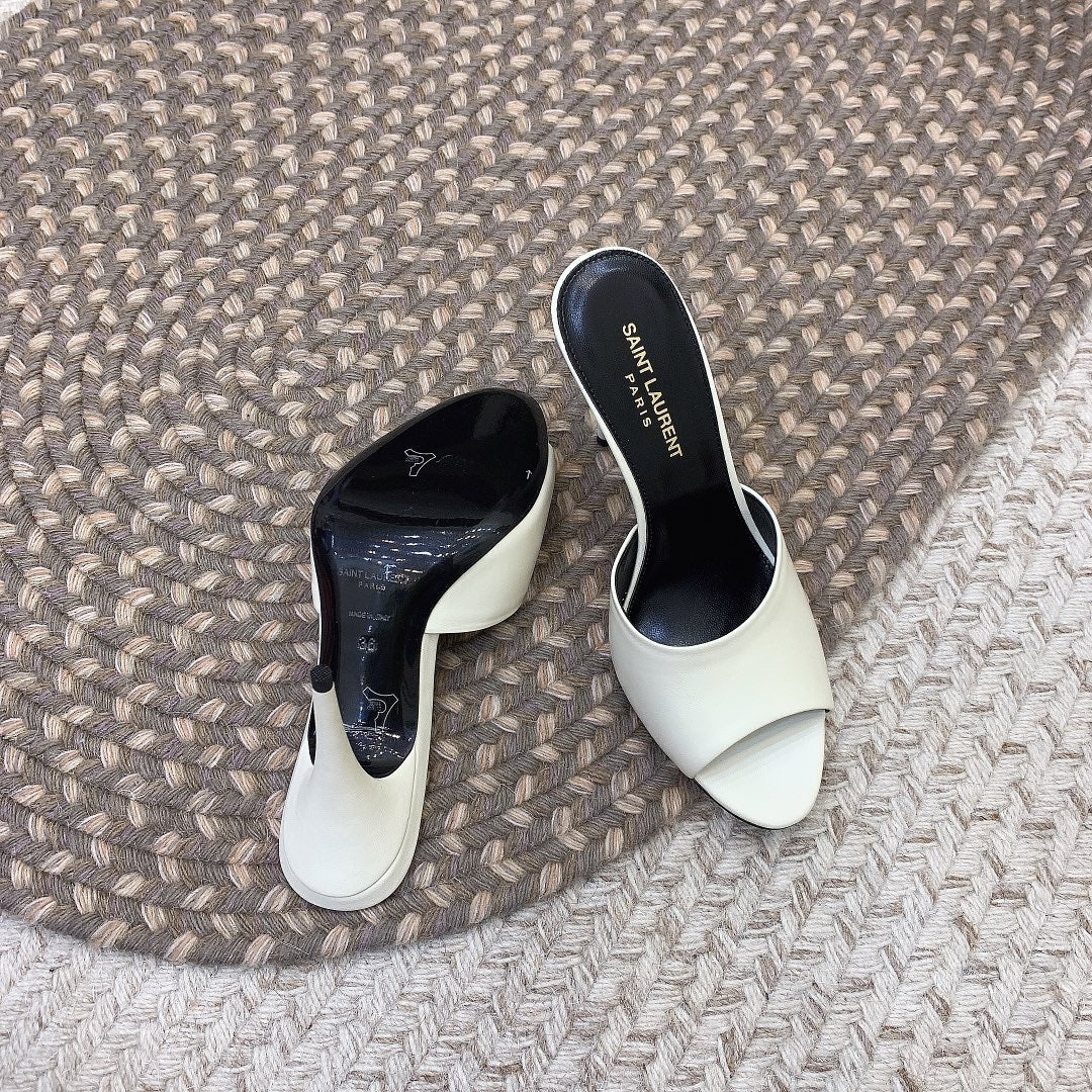 LA 16 HEELED MULES IN WHITE SMOOTH LAMBSKIN