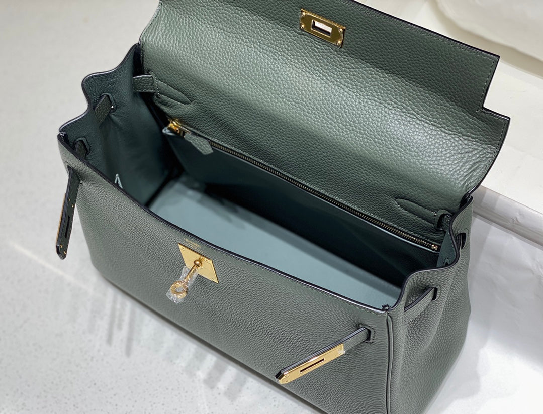 HM KELLY 28CM DARK GREY TOGO GOLD HARDWARE