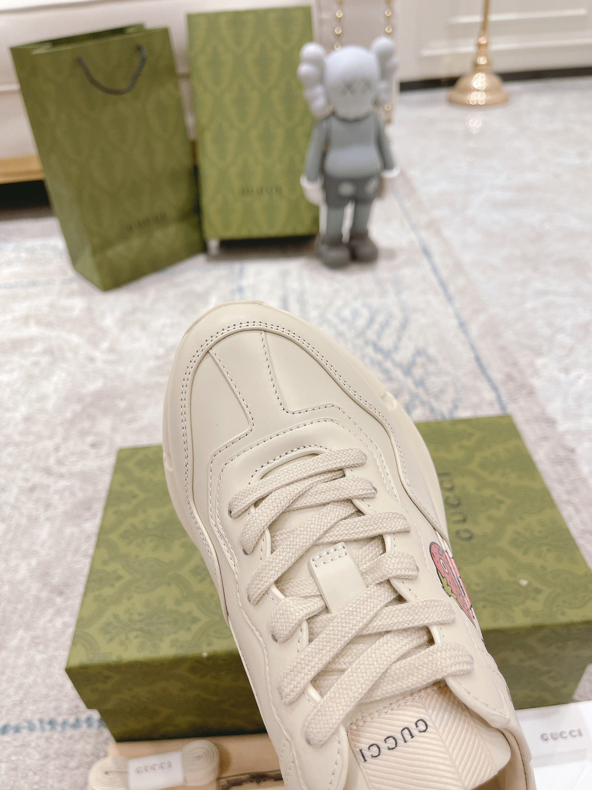 Gucci 2026 Rhyton Sneakers Ivory Cowhide With Strawberry Motif 988664