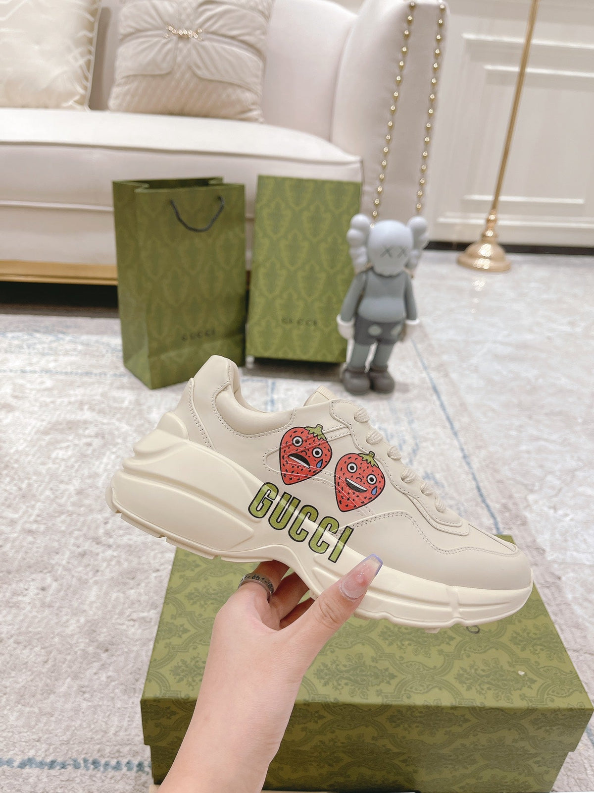 Gucci 2026 Rhyton Sneakers Ivory Cowhide With Strawberry Motif 988664