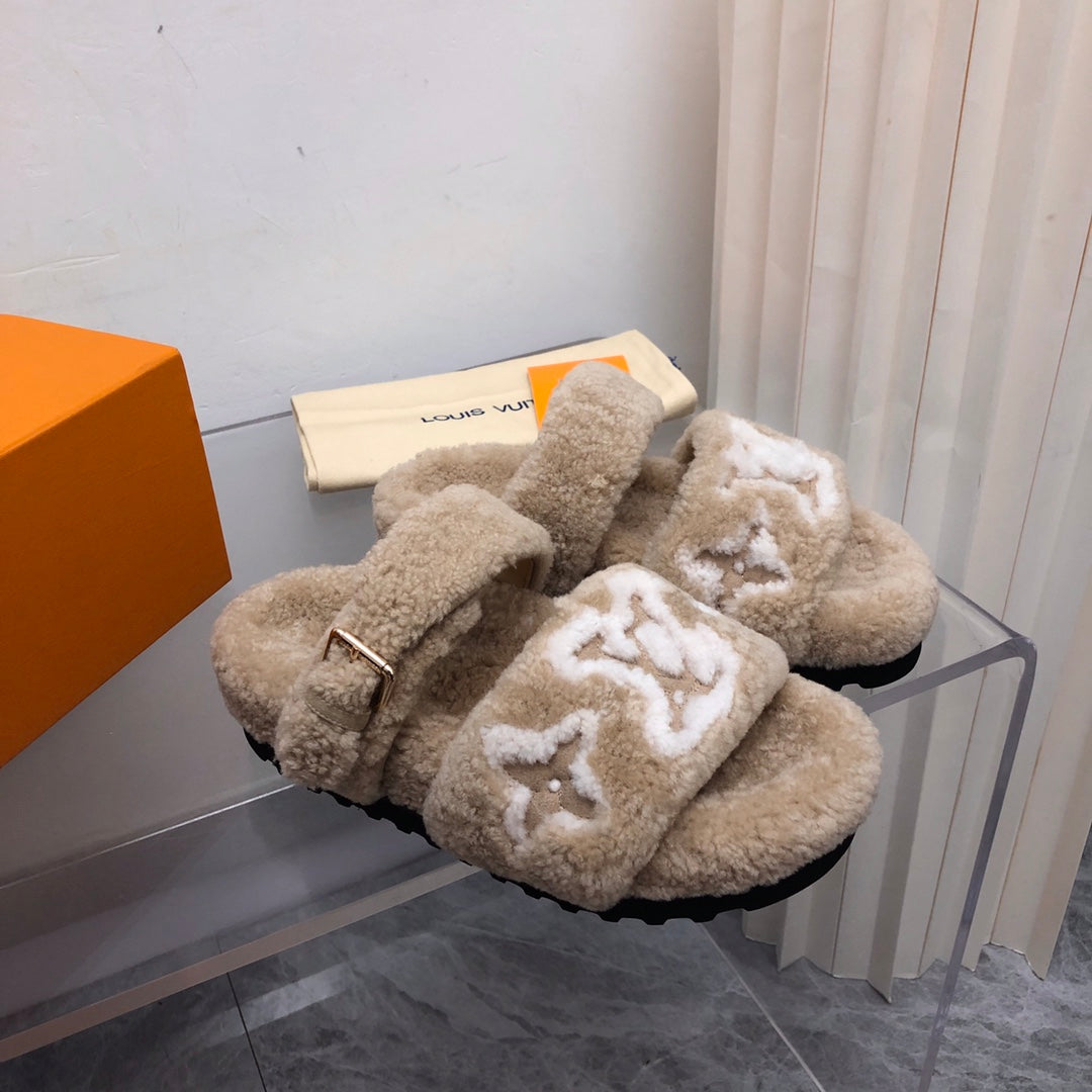 LV Paseo Flat Comfort Mule Light Brown Wool