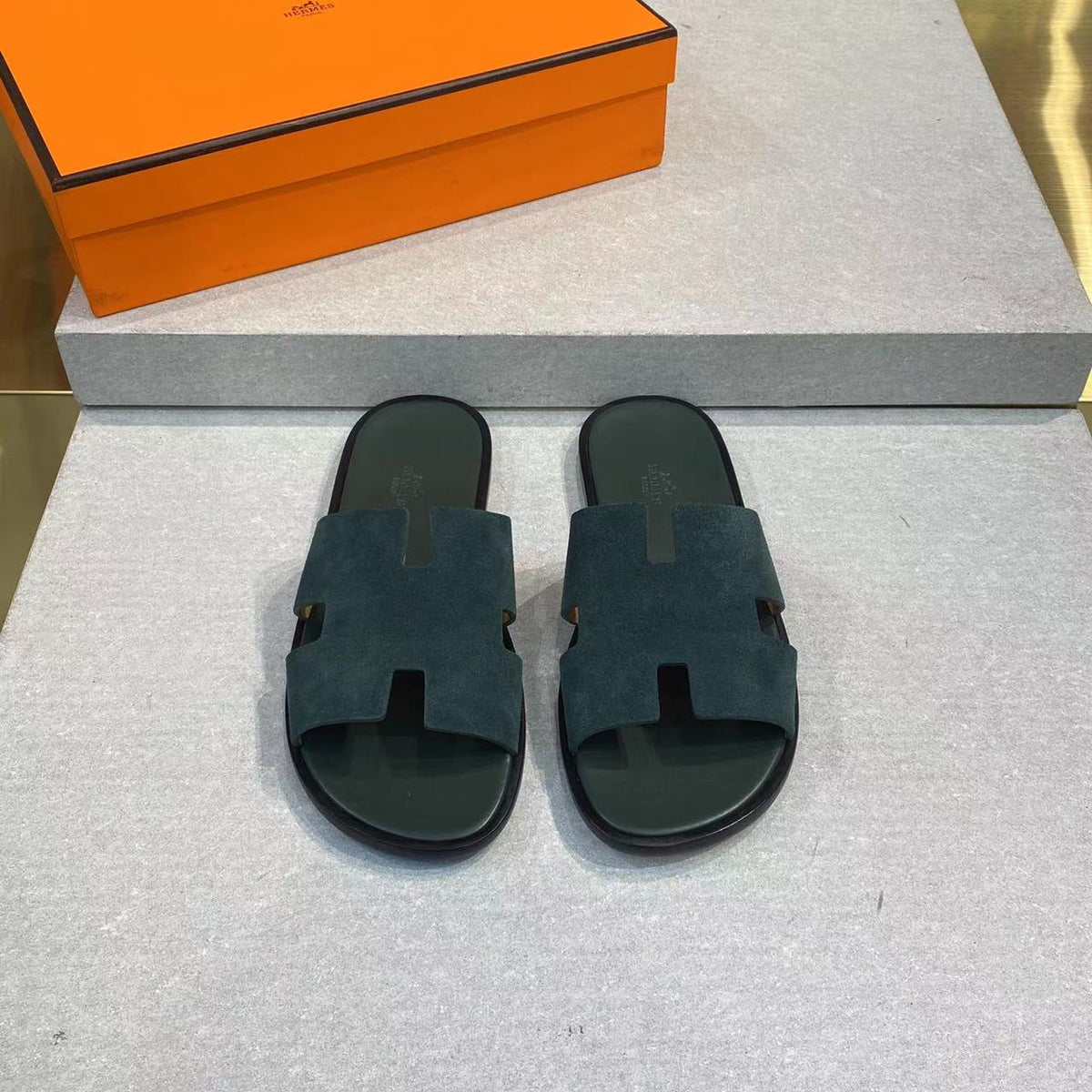 HM Men's Izmir Slide Dark Green Suede 669096