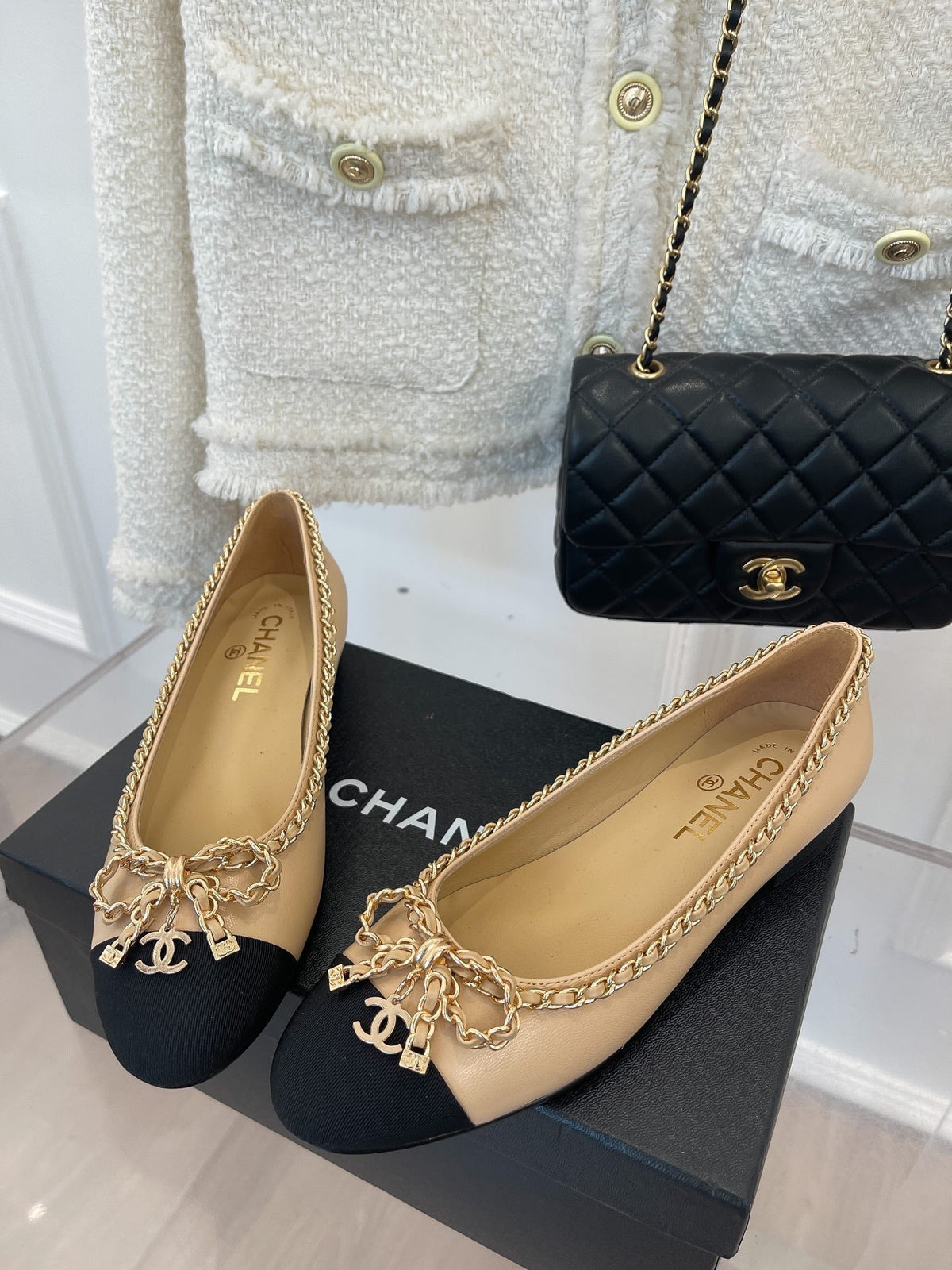 CC Ballet Flats 25mm Beige Bow Tie Chain Lambskin