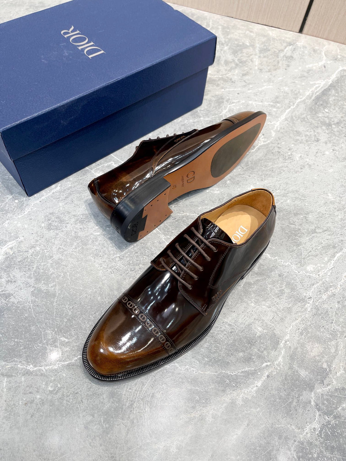 CD TIMELESS OXFORD OMBRE CARAMEL EMBOSSED CALFSKIN