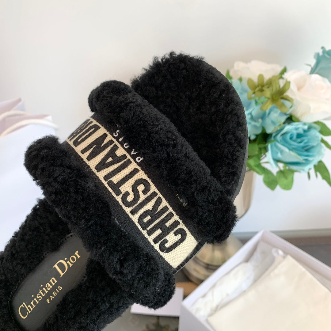 CD Dway Slide Black Fleece Lining And Canvas Fabric