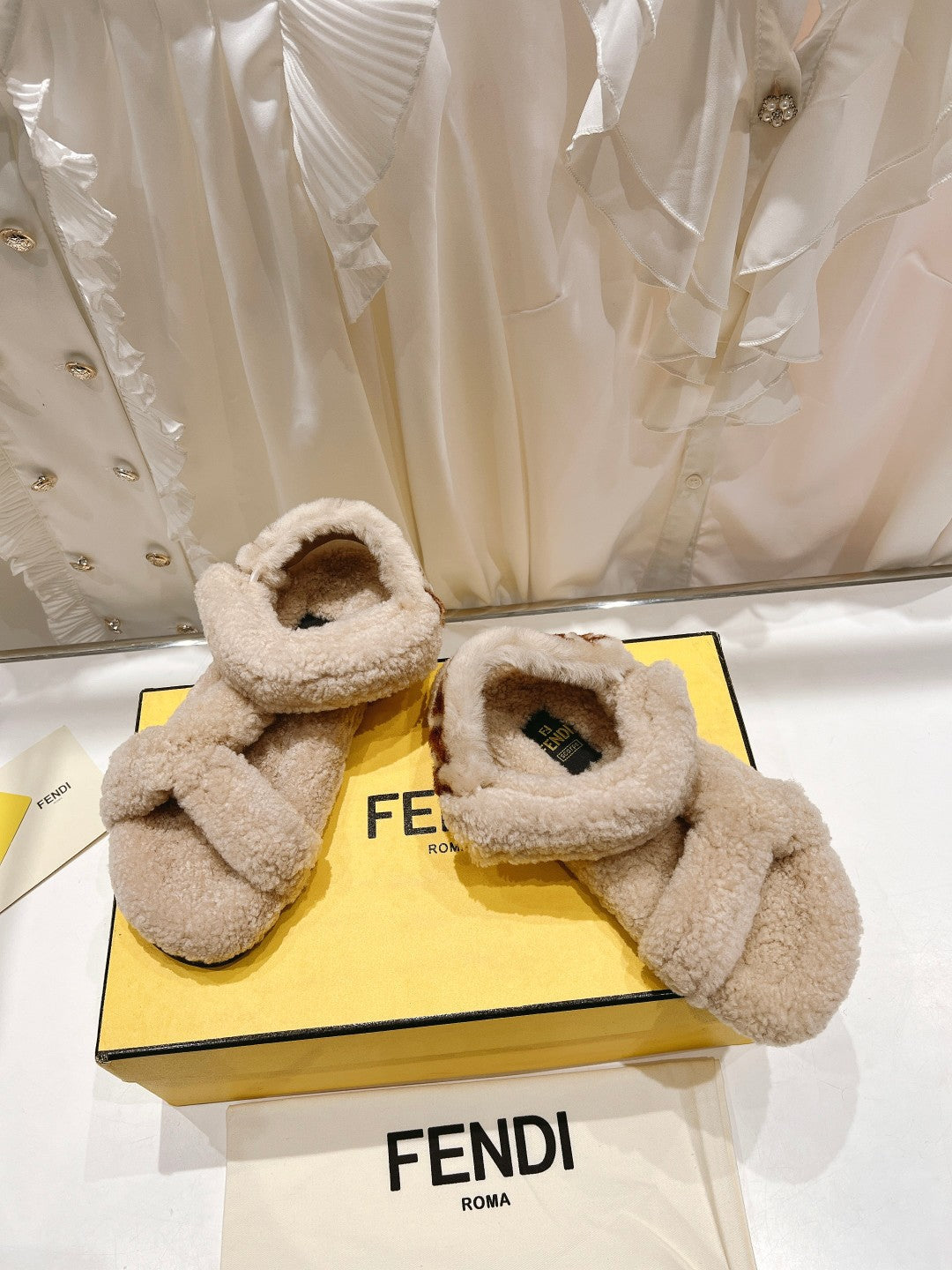 FENDI DAD SANDAL IN HAZELNUT BEIGE FLEECE