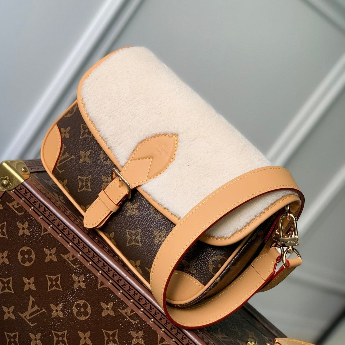 diane 24 brown monogram canvas white fleece