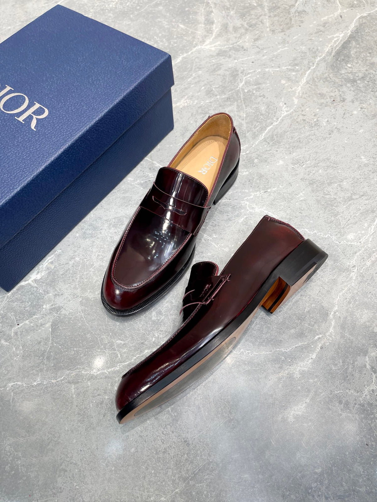 CD GRANVILLE LOAFER WINE CALFSKIN