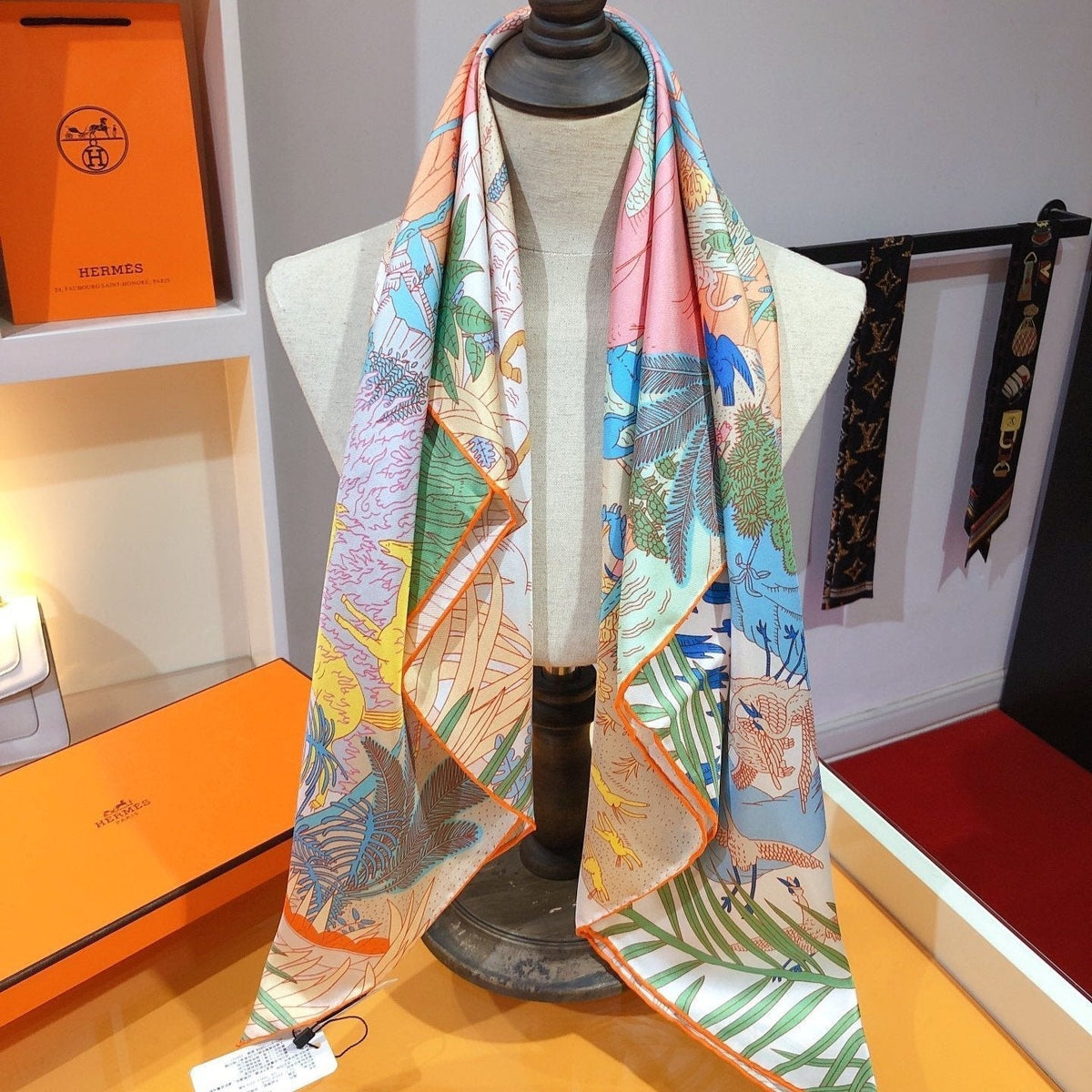 Le Carnaval Des Animaux Scarf 90 CM In Colorful Silk Twill 288863