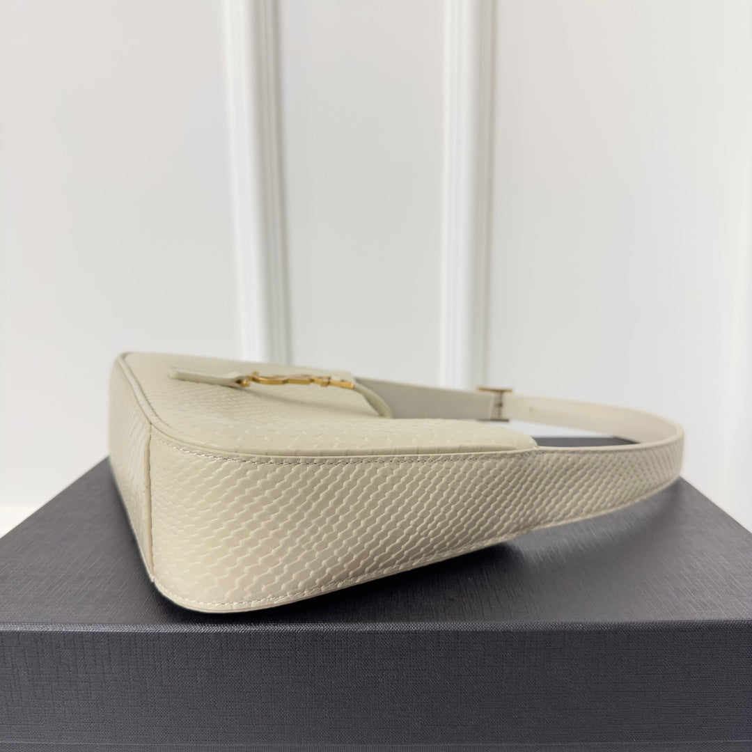Le 5 a 7 24 Snake White Lambskin Ghw
