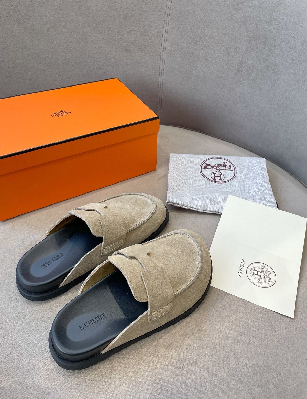 G0 MULE BEIGE SUEDE