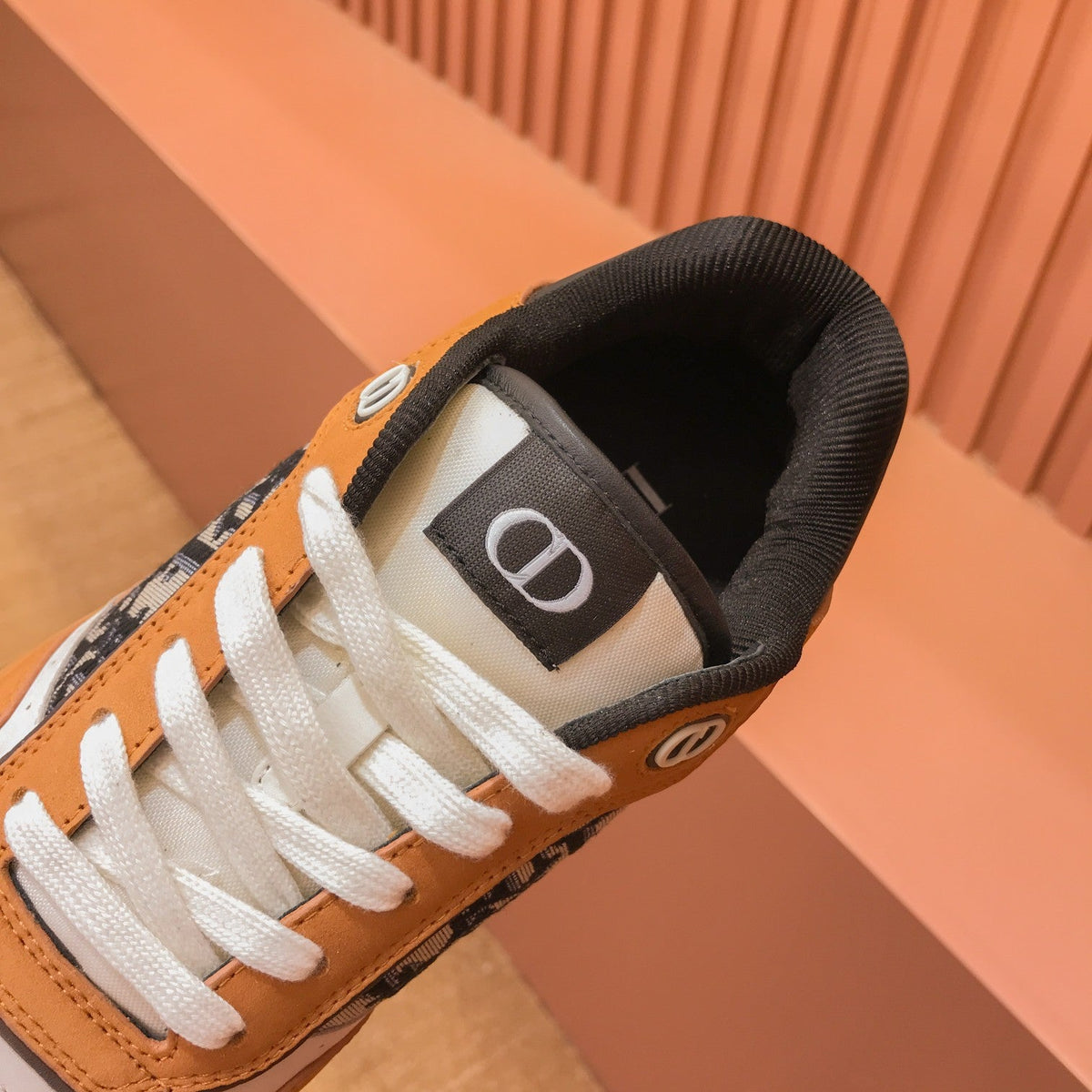 CD B27 LOW-TOP SNEAKER YAM-WHITE CALFSKIN