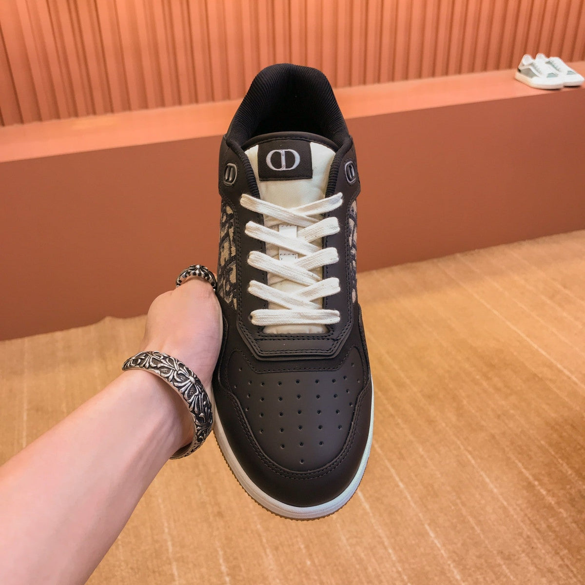 CD B27 LOW-TOP SNEAKER BLACK-BEIGE CALFSKIN