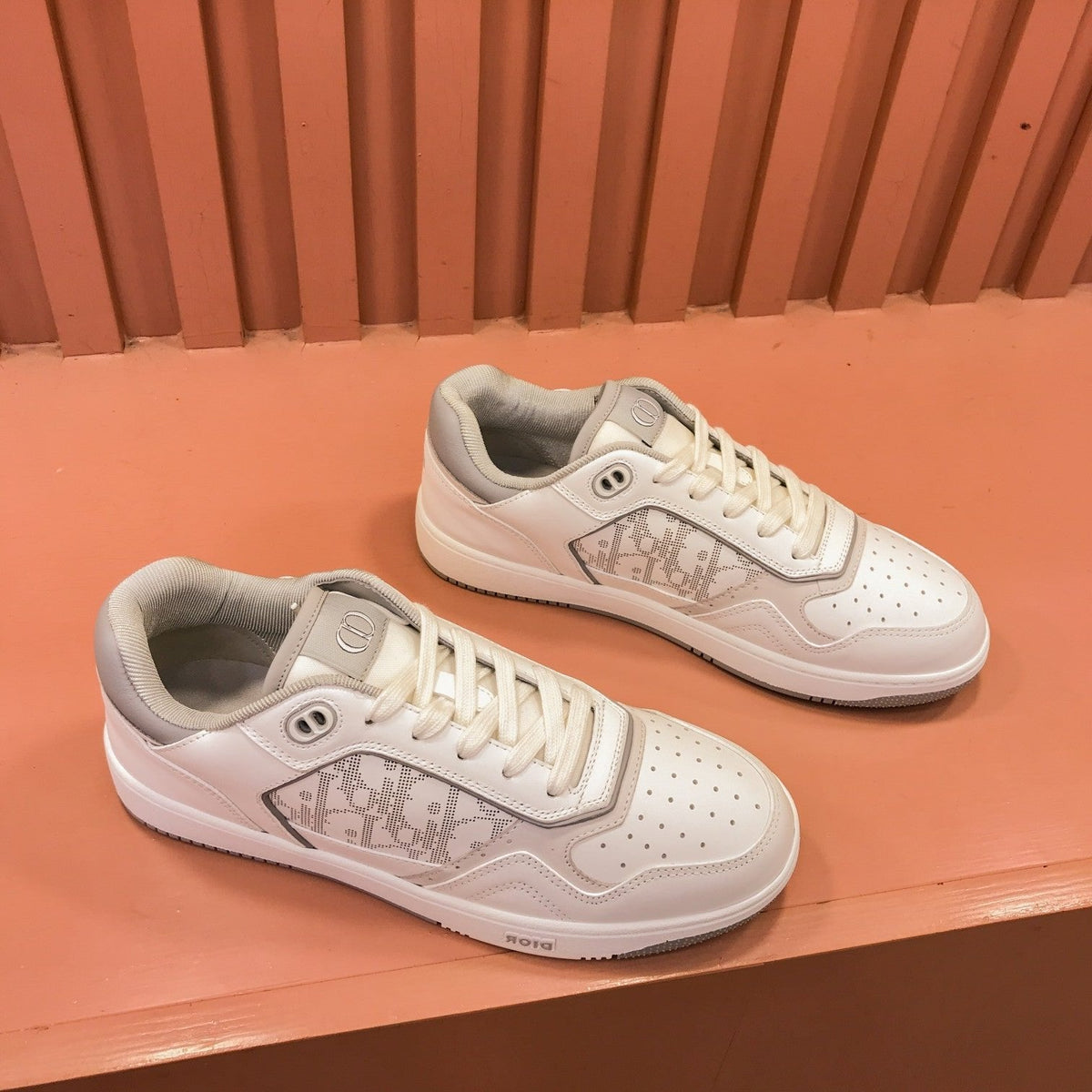 CD B27 LOW-TOP SNEAKER WHITE-CLOUD MESH CALFSKIN
