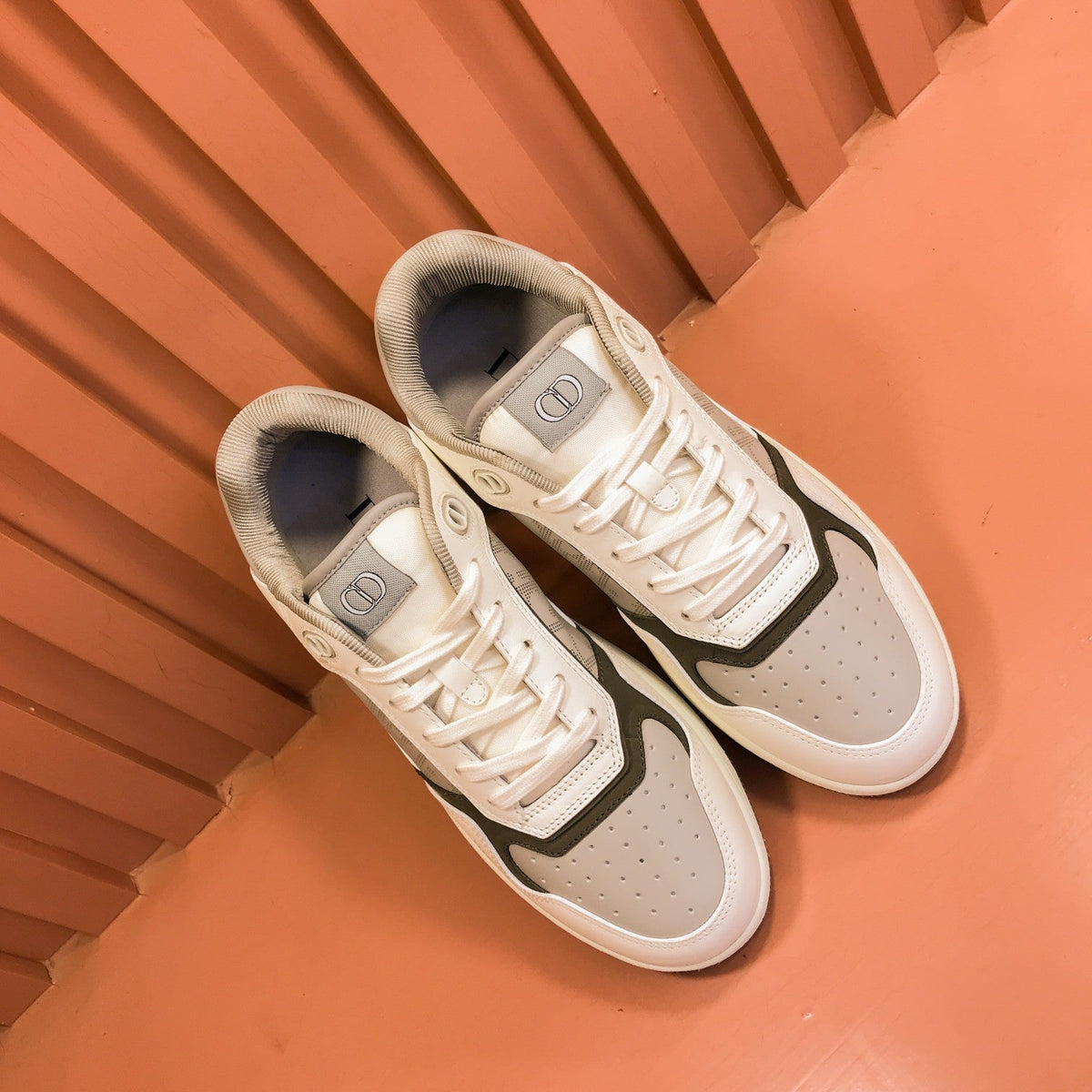 CD B27 LOW-TOP SNEAKER GRAY-WHITE MESH CALFSKIN