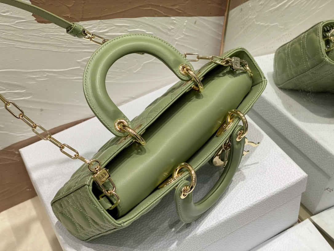 medium lady d-joy 26 green lambskin