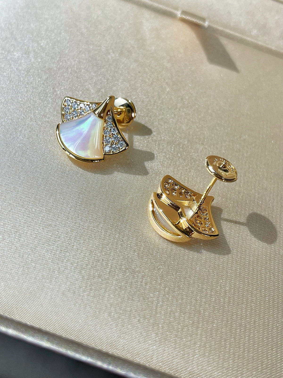 BVL DREAM STUD EARRINGS DIAMOND