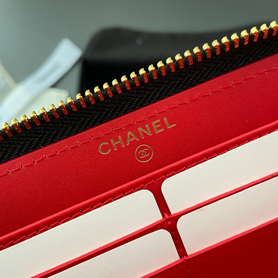 CC 19 Zipped Wallet 19cm Black Calfskin